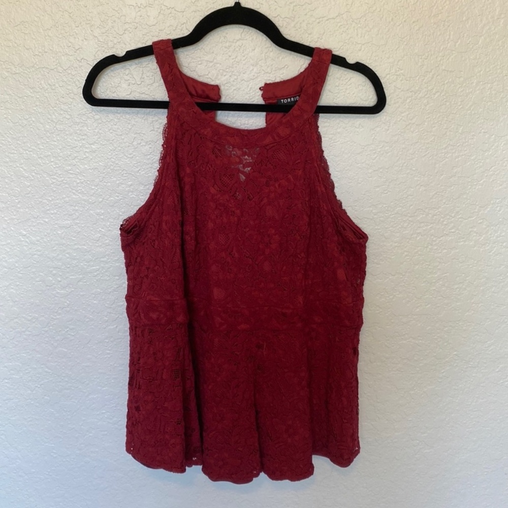 Women’s torrid red lace tank top